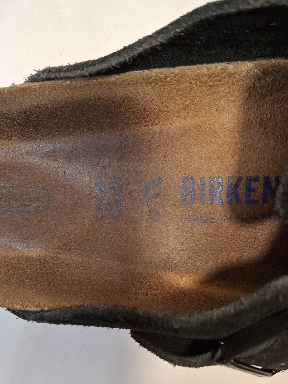 Birkenstock Women's Black Suede Clog Buckle Slip On Sandals. Lightly Worn. - Picture 7 of 10